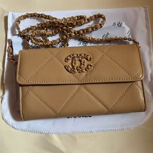🔥$100 SALE Fashion CC Tan Quilted Lambskin Leather Wallet in Chain